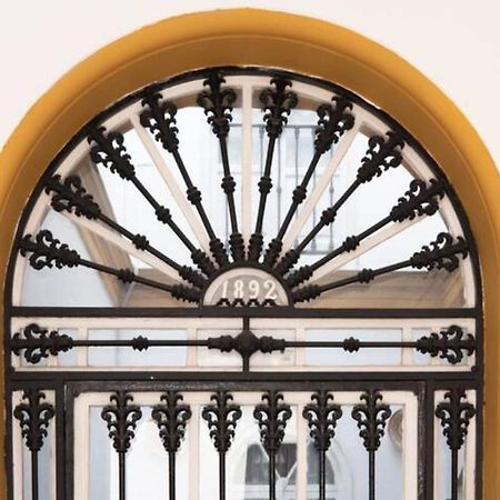 Апартаменти Luxury House 1892 V33-1A Севілья Екстер'єр фото